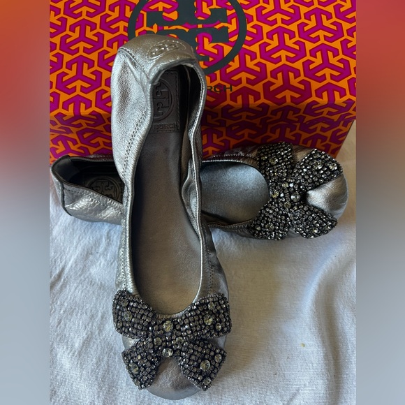 Tory Burch Metallic Flats with Embellished Bow - Picture 1 of 3